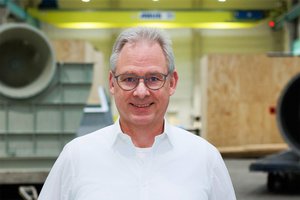 循环利用部门经理的肖像 Martin Dörner
